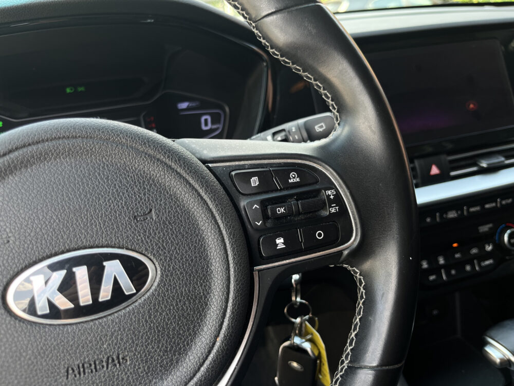 Kia Niro 1.6 GDi PHEV DynamicLine // ADAPT. CRUISE // AFN. TREKHAAK // CAMERA+SENSOREN // HALF LEDER // NAVI+CARPLAY // 22