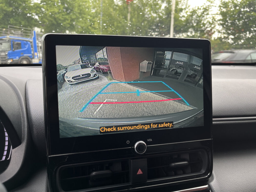 Toyota Yaris Cross 1.5 Hybrid 115 First Edition // ADAPT. CRUISE // KEYLESS // APPLE-ANDROID AUTO // CAMERA // STOELVERWARMING // 27