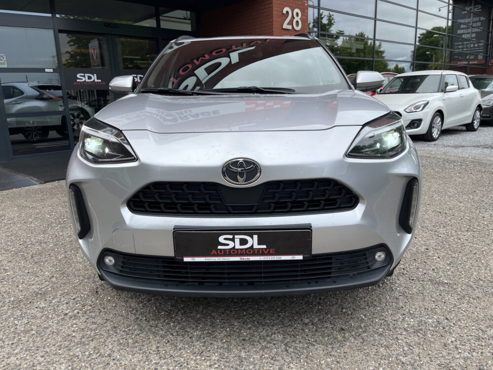 Toyota Yaris Cross 1.5 Hybrid 115 First Edition // ADAPT. CRUISE // KEYLESS // APPLE-ANDROID AUTO // CAMERA // STOELVERWARMING // 10