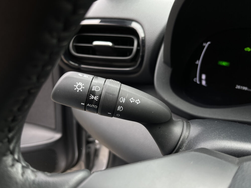 Toyota Yaris Cross 1.5 Hybrid 115 First Edition // ADAPT. CRUISE // KEYLESS // APPLE-ANDROID AUTO // CAMERA // STOELVERWARMING // 22