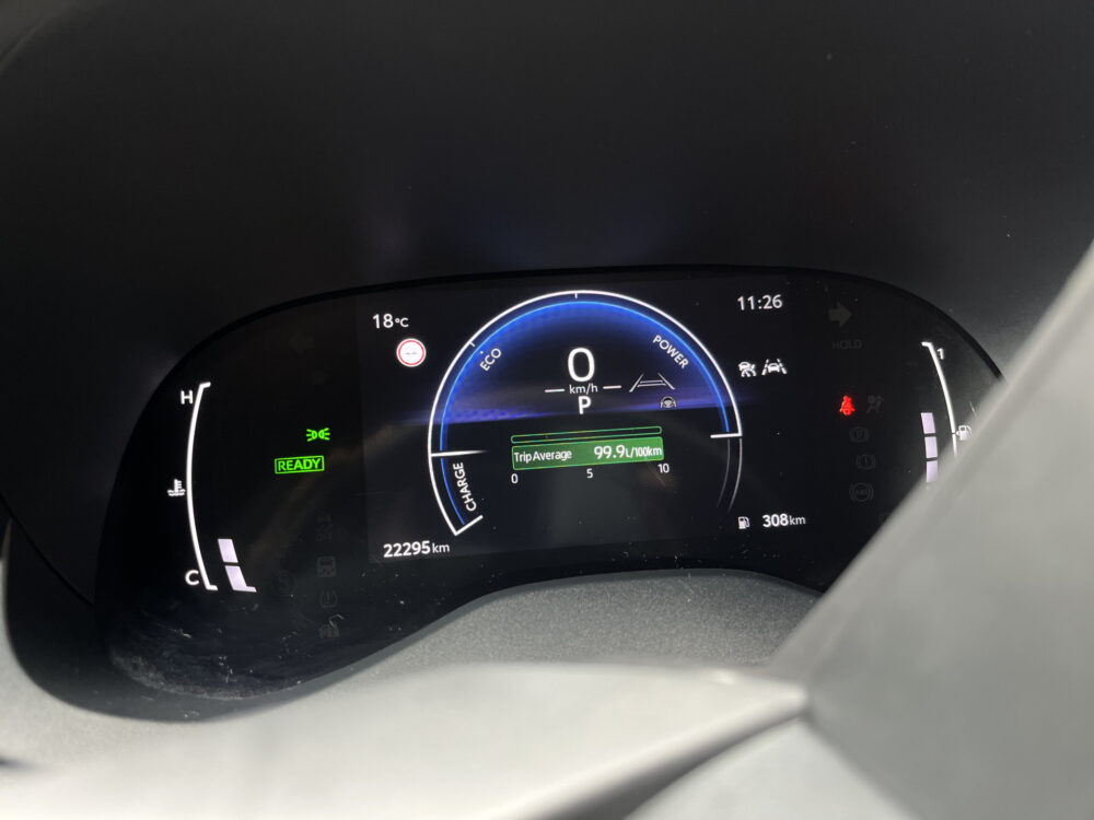Toyota Yaris Cross 1.5 Hybrid 115 First Edition // ADAPT. CRUISE // KEYLESS // APPLE-ANDROID AUTO // CAMERA // STOELVERWARMING // 4