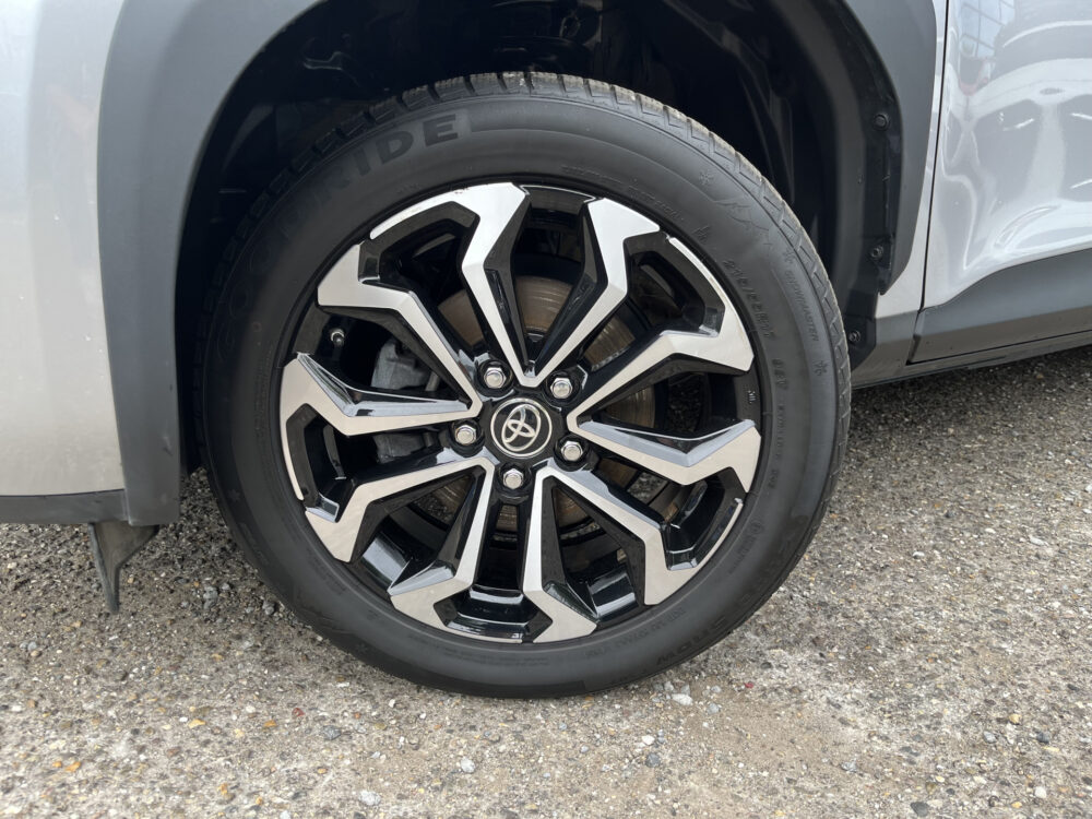 Toyota Yaris Cross 1.5 Hybrid 115 First Edition // ADAPT. CRUISE // KEYLESS // APPLE-ANDROID AUTO // CAMERA+SENSOREN // STOELVERWARMING // 11