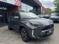 Toyota Yaris Cross 1.5 Hybrid 115 First Edition // ADAPT. CRUISE // KEYLESS // APPLE-ANDROID AUTO // CAMERA+SENSOREN // STOEL + STUUR VERWARMING // 31