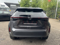 Toyota Yaris Cross 1.5 Hybrid 115 First Edition // ADAPT. CRUISE // KEYLESS // APPLE-ANDROID AUTO // CAMERA+SENSOREN // STOEL + STUUR VERWARMING // 34