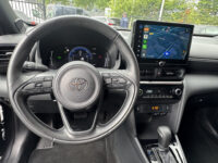 Toyota Yaris Cross 1.5 Hybrid 115 First Edition // ADAPT. CRUISE // KEYLESS // APPLE-ANDROID AUTO // CAMERA+SENSOREN // STOEL + STUUR VERWARMING // 39