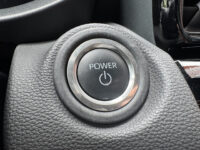 Toyota Yaris Cross 1.5 Hybrid 115 First Edition // ADAPT. CRUISE // KEYLESS // APPLE-ANDROID AUTO // CAMERA+SENSOREN // STOEL + STUUR VERWARMING // 53