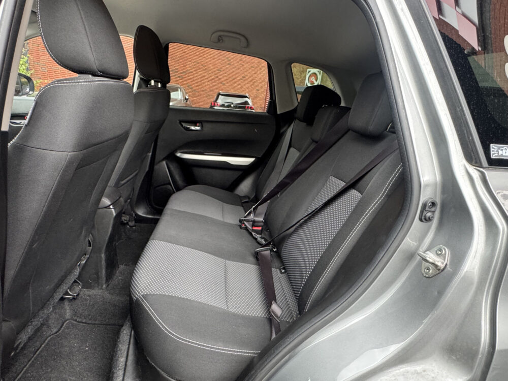Suzuki Vitara 1.6 Exclusive // TREKHAAK // NAVI // CLIMA // CRUISE // CAMERA // STOEL VERWARMING // APPLE CARPLAY-ANDROID AUTO // 11