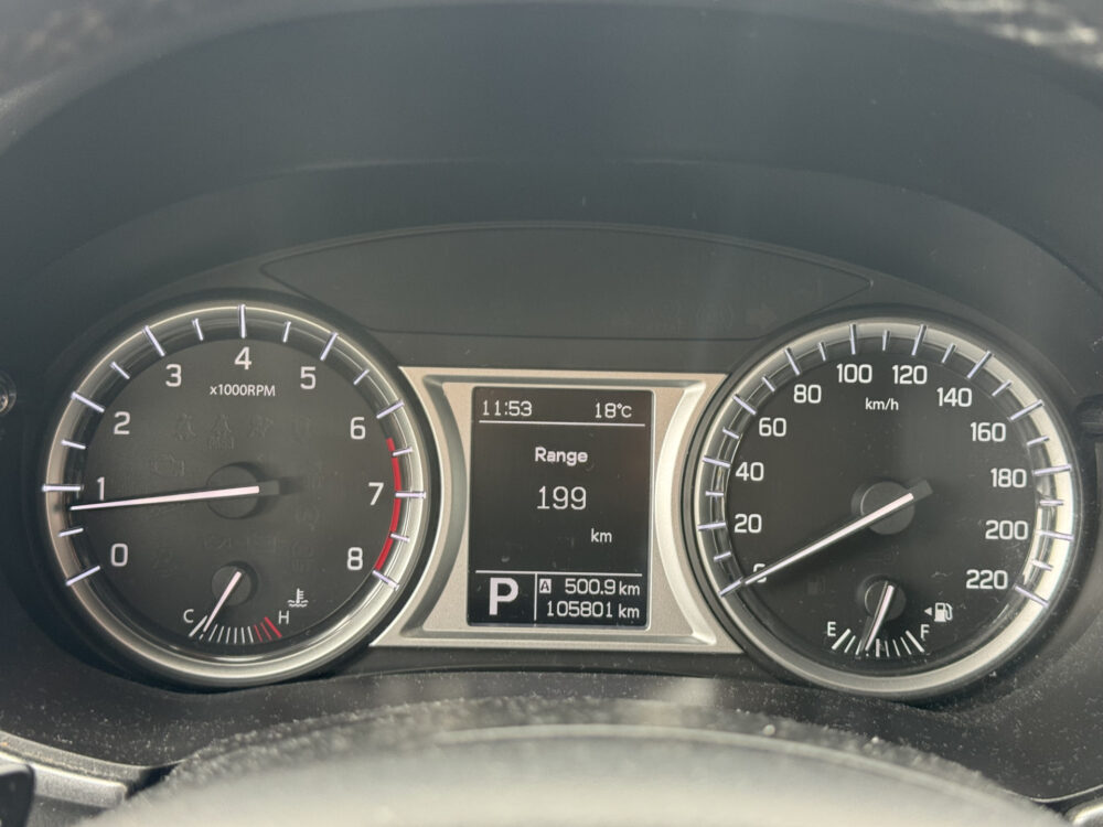 Suzuki Vitara 1.6 Exclusive // TREKHAAK // NAVI // CLIMA // CRUISE // CAMERA // STOEL VERWARMING // APPLE CARPLAY-ANDROID AUTO // 21