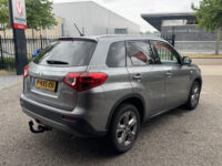 Suzuki Vitara 1.6 Exclusive // TREKHAAK // NAVI // CLIMA // CRUISE // CAMERA // STOEL VERWARMING // APPLE CARPLAY-ANDROID AUTO // 34