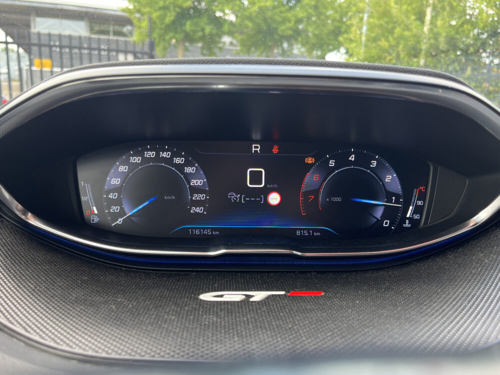 Peugeot 3008 1.6 TURBO GT Line // FULL OPTIONS!! // TREKHAAK // MASSAGE STOELEN // FOCAL PREMIUM AUDIO // ADAPTIVE CRUISE // PANO SCHUIF-KANT 27