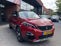 Peugeot 3008 1.6 TURBO GT Line // FULL OPTIONS!! // TREKHAAK // MASSAGE STOELEN // FOCAL PREMIUM AUDIO // ADAPTIVE CRUISE // PANO SCHUIF-KANT 44