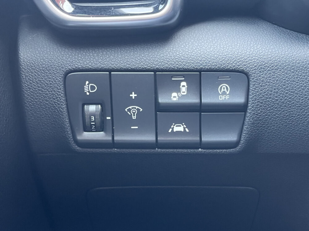 Kia Sportage 1.6 T-GDI Black Edition // NAVI // JBL PREMIUM AUDIO // CRUISE // PANO-SCHUIF KANTEL DAK // DODEN HOEK SENSOR // 34