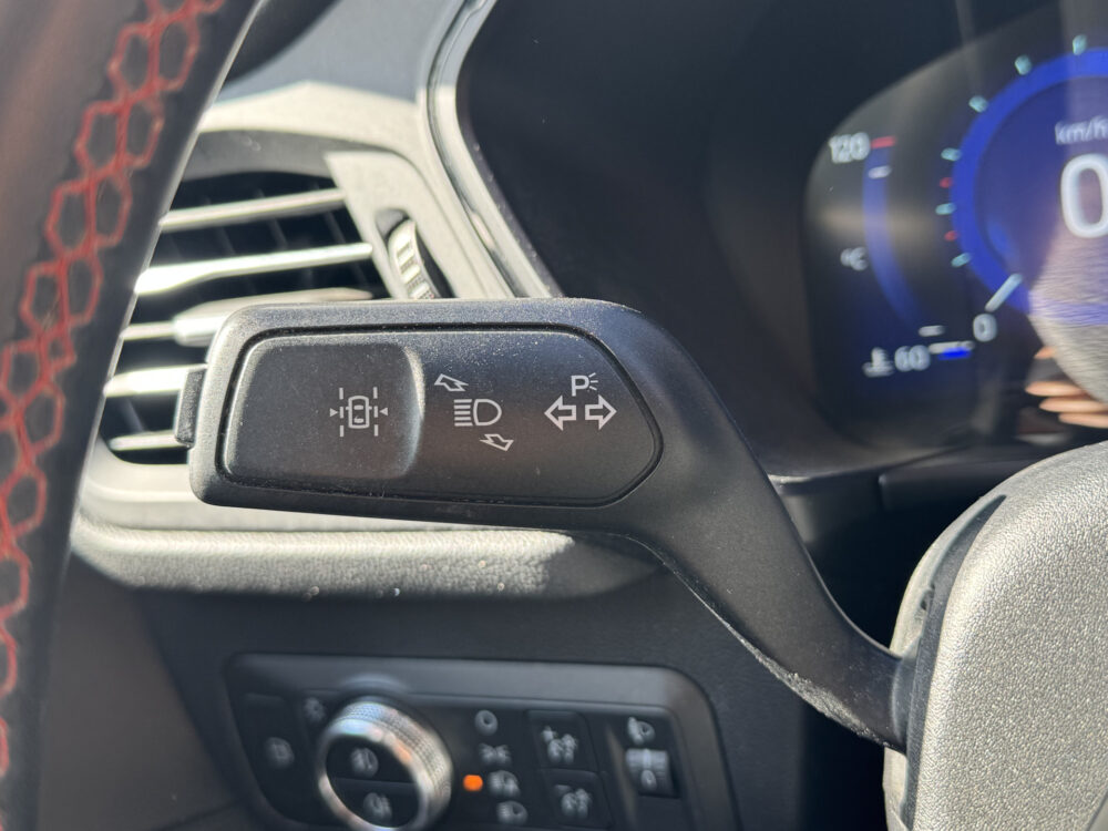 Ford Kuga 2.5 PHEV ST-Line // ADAPT. CRUISE // DODEHOEK // KEYLESS // CAMERA+SENSOREN // NAVI+CARPLAY // 17