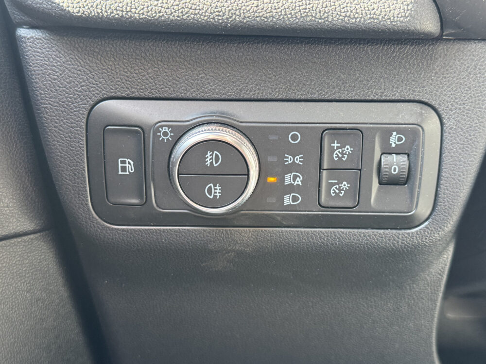 Ford Kuga 2.5 PHEV ST-Line // ADAPT. CRUISE // DODEHOEK // KEYLESS // CAMERA+SENSOREN // NAVI+CARPLAY // 18