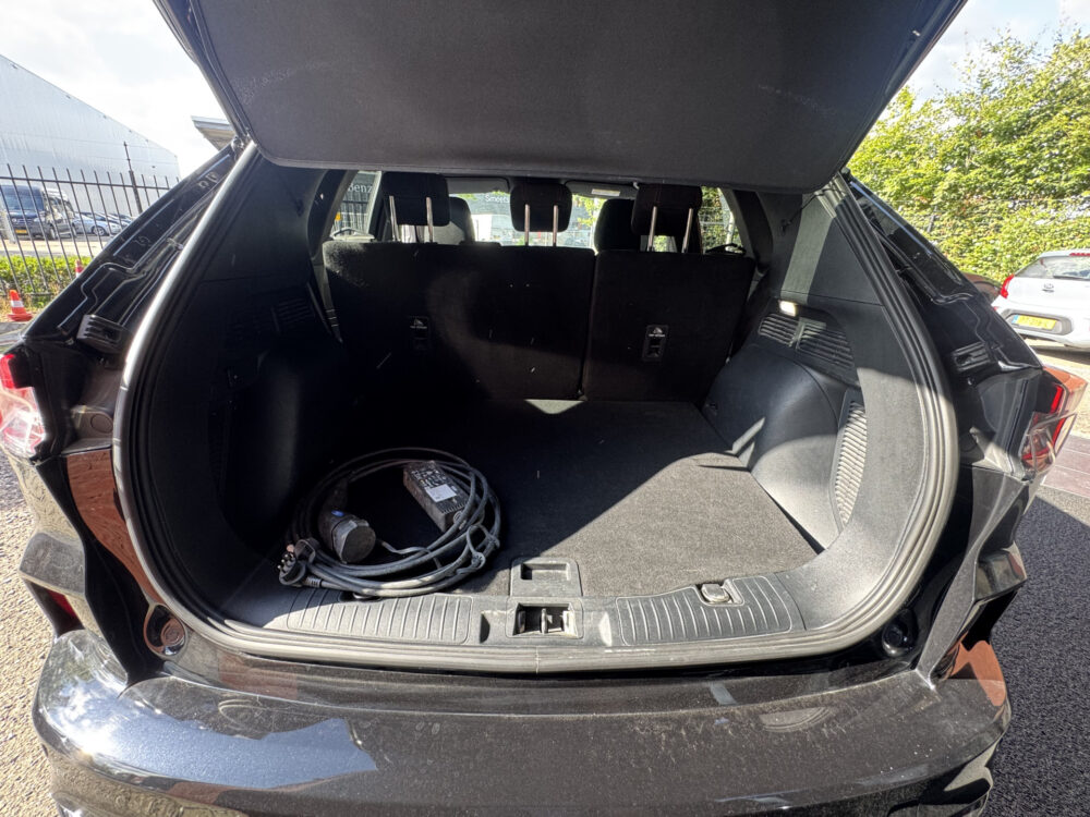 Ford Kuga 2.5 PHEV ST-Line // ADAPT. CRUISE // DODEHOEK // KEYLESS // CAMERA+SENSOREN // NAVI+CARPLAY // 28