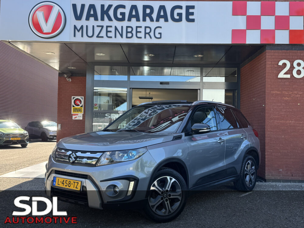 Suzuki Vitara 1.6 High Executive // SCHUIF-KANTELDAK // ADAPT. CRUISE // KEYLESS // CAMERA+SENSOREN // STOELVERWARMING // 0