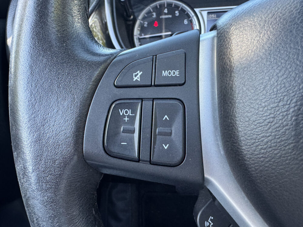 Suzuki Vitara 1.6 High Executive // SCHUIF-KANTELDAK // ADAPT. CRUISE // KEYLESS // CAMERA+SENSOREN // STOELVERWARMING // 16