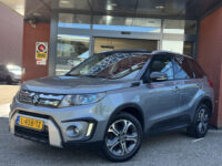 Suzuki Vitara 1.6 High Executive // SCHUIF-KANTELDAK // ADAPT. CRUISE // KEYLESS // CAMERA+SENSOREN // STOELVERWARMING // 35