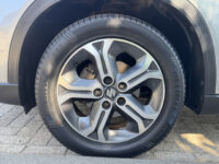 Suzuki Vitara 1.6 High Executive // SCHUIF-KANTELDAK // ADAPT. CRUISE // KEYLESS // CAMERA+SENSOREN // STOELVERWARMING // 43