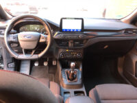 Ford FOCUS Wagon 1.5 EcoBoost ST Line // AFN. TREKHAAK // KEYLESS // WINTERPACK // CAMERA+SENSOREN // NAVI+CARPLAY // 49