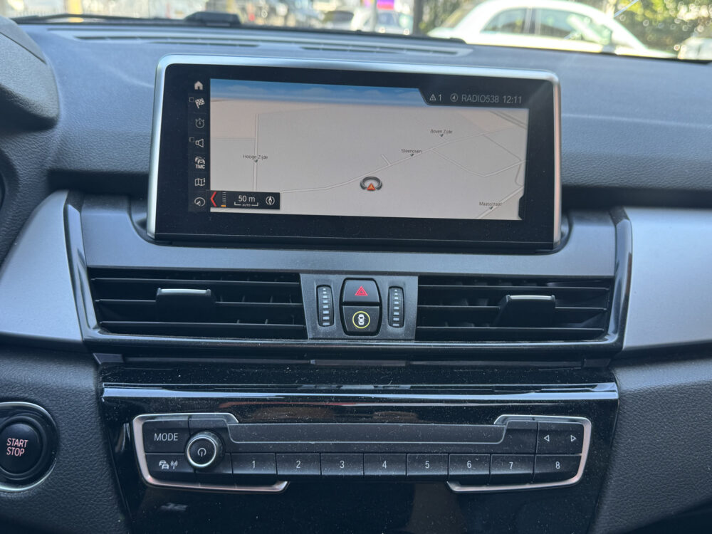 BMW 2 Serie Active Tourer 225xe iPerformance Executive // NAVI // CAMERA // HEAD UP DISPLAY // PANO SCHUIF-KANTEL DAK // CLIMA // CRUISE //  20