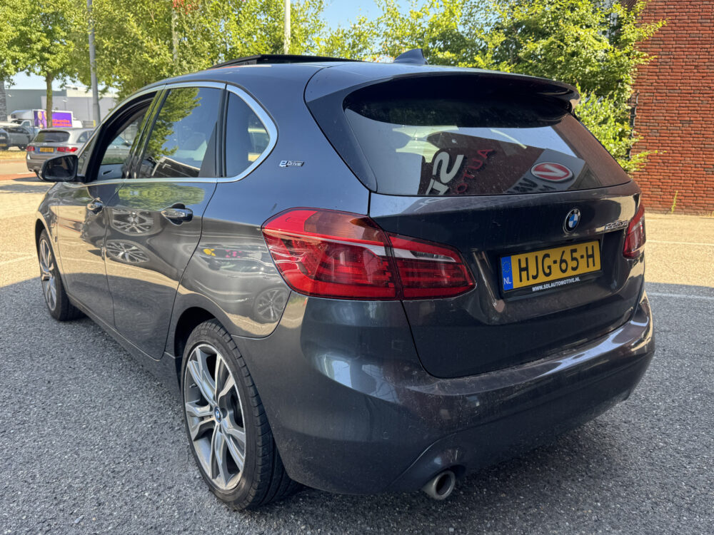 BMW 2 Serie Active Tourer 225xe iPerformance Executive // NAVI // CAMERA // HEAD UP DISPLAY // PANO SCHUIF-KANTEL DAK // CLIMA // CRUISE //  3