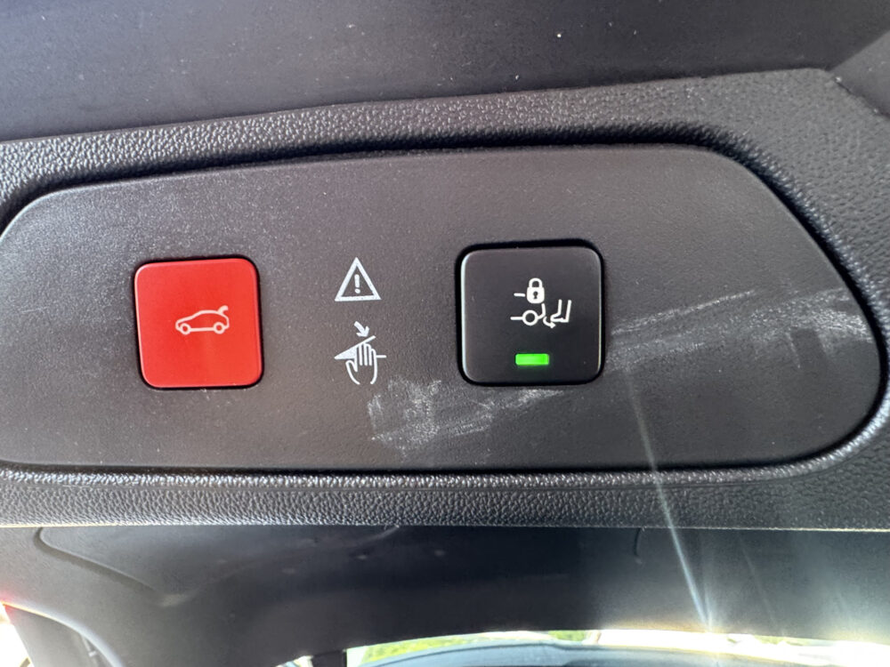 Opel Grandland X 1.6 Turbo Hybrid4 Ultimate 300 PK!! // TREKHAAK // NAVI // ADAPTIVE CRUISE // CLIMA // CAMERA // MEMORY SEATS // DAB RADIO // 30