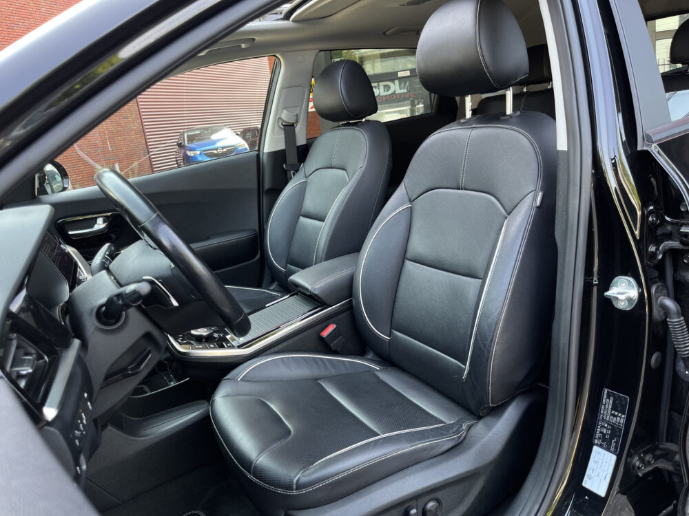 Kia Niro EV ExecutiveLine 64.8 kWh // SCHUIF-KANTELDAK // LEDER // ELEK.STOEL+GEHEUGEN // DODEHOEK // JBL // KEYLESS // STOELVERKOELING-VERW 19