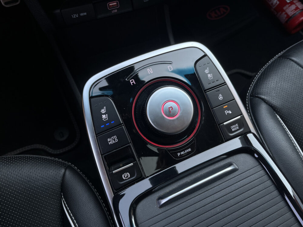 Kia Niro EV ExecutiveLine 64.8 kWh // SCHUIF-KANTELDAK // LEDER // ELEK.STOEL+GEHEUGEN // DODEHOEK // JBL // KEYLESS // STOELVERKOELING-VERW 30