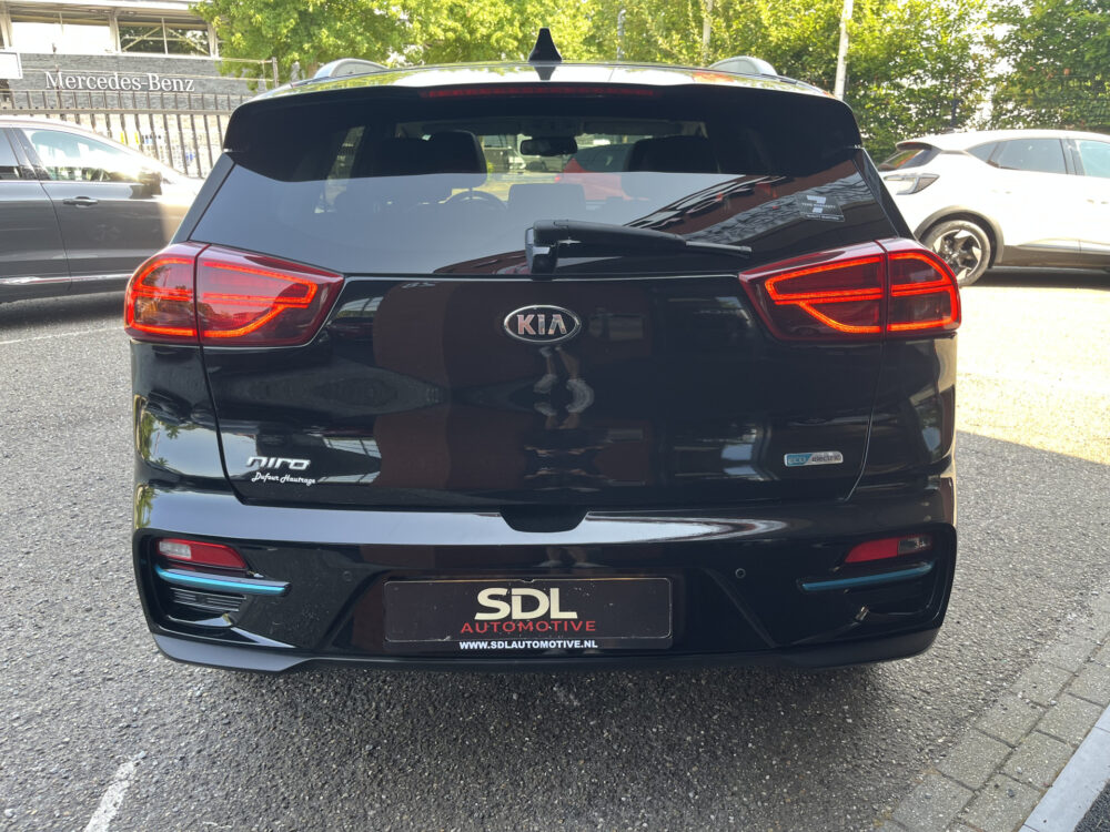 Kia Niro EV ExecutiveLine 64.8 kWh // SCHUIF-KANTELDAK // LEDER // ELEK.STOEL+GEHEUGEN // DODEHOEK // JBL // KEYLESS // STOELVERKOELING-VERW 6