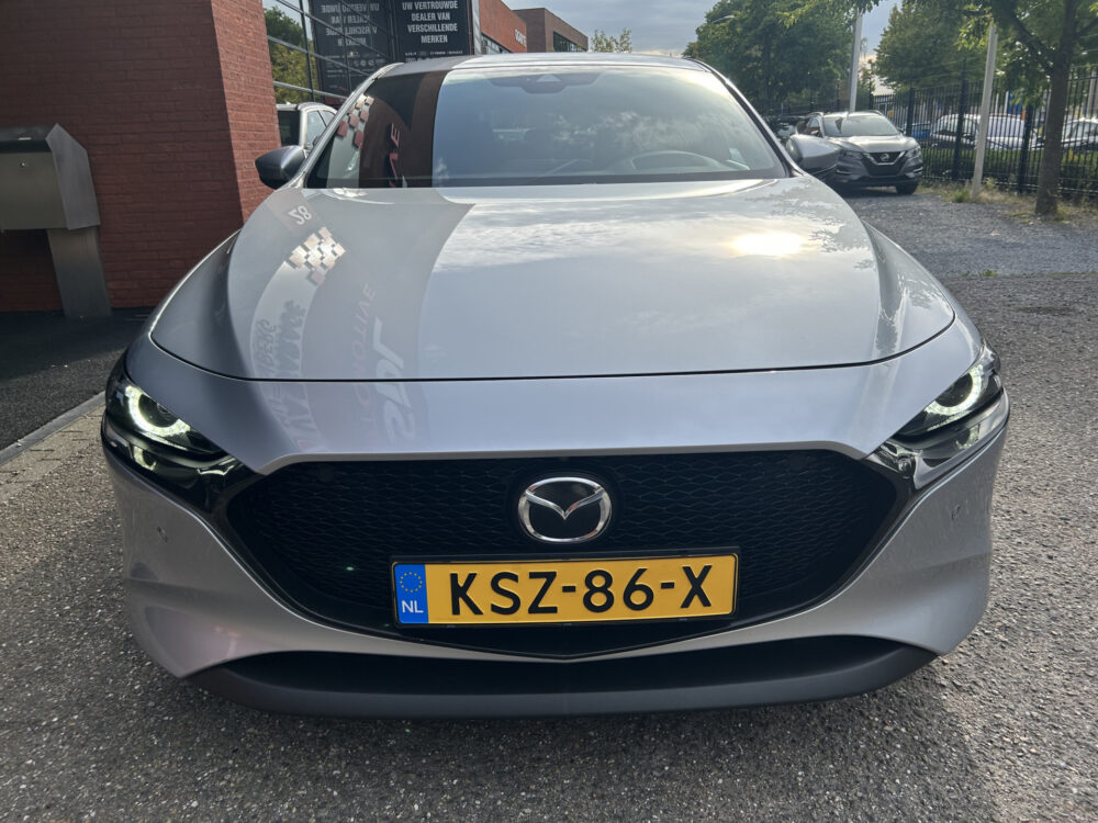 Mazda 3 2.0 e-SkyActiv-X M Hybrid 180PK!! Comfort // BOSE PREMIUM AUDIO // NAVI // CAMERA // ADAPTIVE CRUISE // APPLE CARPLAY - ANDROID  4