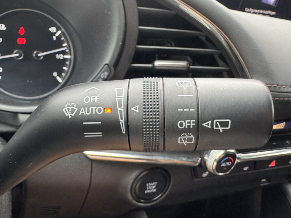 Mazda 3 2.0 e-SkyActiv-G M Hybrid 122 PK // NAVI // CLIMA // ADAPTIVE CRUISE // CAMERA // APPLE CARPLAY - ANDROID AUTO // STOEL + STUUR  18