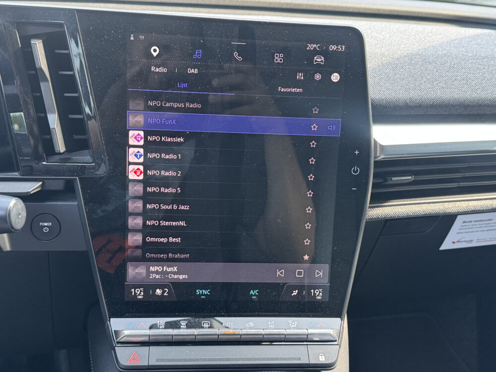 Renault Mégane E-Tech EV40 Boost Charge Equilibre // SNEL LADEN!! // FULL LED // APPLE CARPLAY / ANDROID AUTO // CAMERA // DIGITAAL DISPLAY //  15