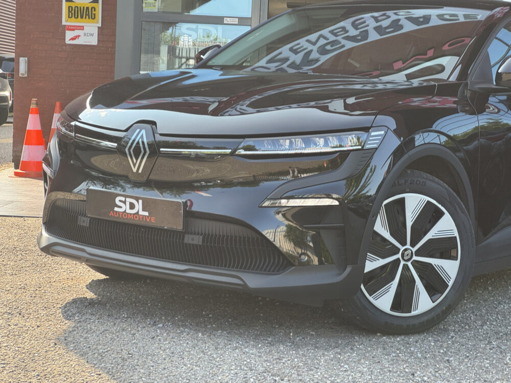 Renault Mégane E-Tech EV40 Boost Charge Equilibre // SNEL LADEN!! // FULL LED // APPLE CARPLAY / ANDROID AUTO // CAMERA // DIGITAAL DISPLAY //  6