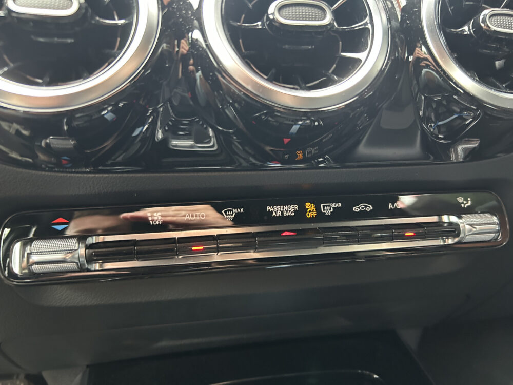 Mercedes-Benz B-Klasse 180 Advantage // FULL LED // NAVI + CARPLAY // CAMERA // PDC V+A // STOELVERWARMING // ELEK. KOFFERKLEP 18