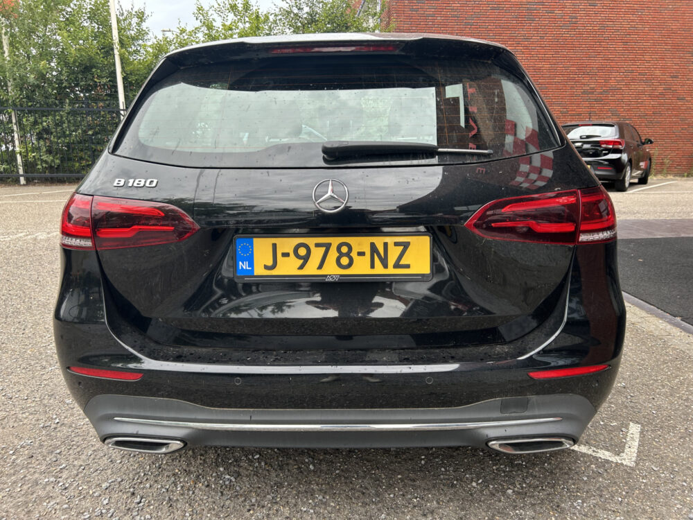 Mercedes-Benz B-Klasse 180 Advantage // FULL LED // NAVI + CARPLAY // CAMERA // PDC V+A // STOELVERWARMING // ELEK. KOFFERKLEP 5