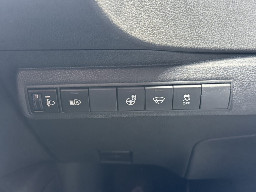 Toyota Corolla 2.0 Hybrid Dynamic 180PK!! // NAVI // CAMERA // ADAPTIVE CRUISE // APPLE CARPLAY-ANDROID AUTO // CLIMA // STOELVERWARMING 25