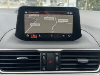 Mazda 3 2.0 SkyActiv-G 120 GT-M // NAVI // CAMERA // HEAD UP DISPLAY // CRUISE // STOEL + STUUR VERWARMING // DAB RADIO // 48