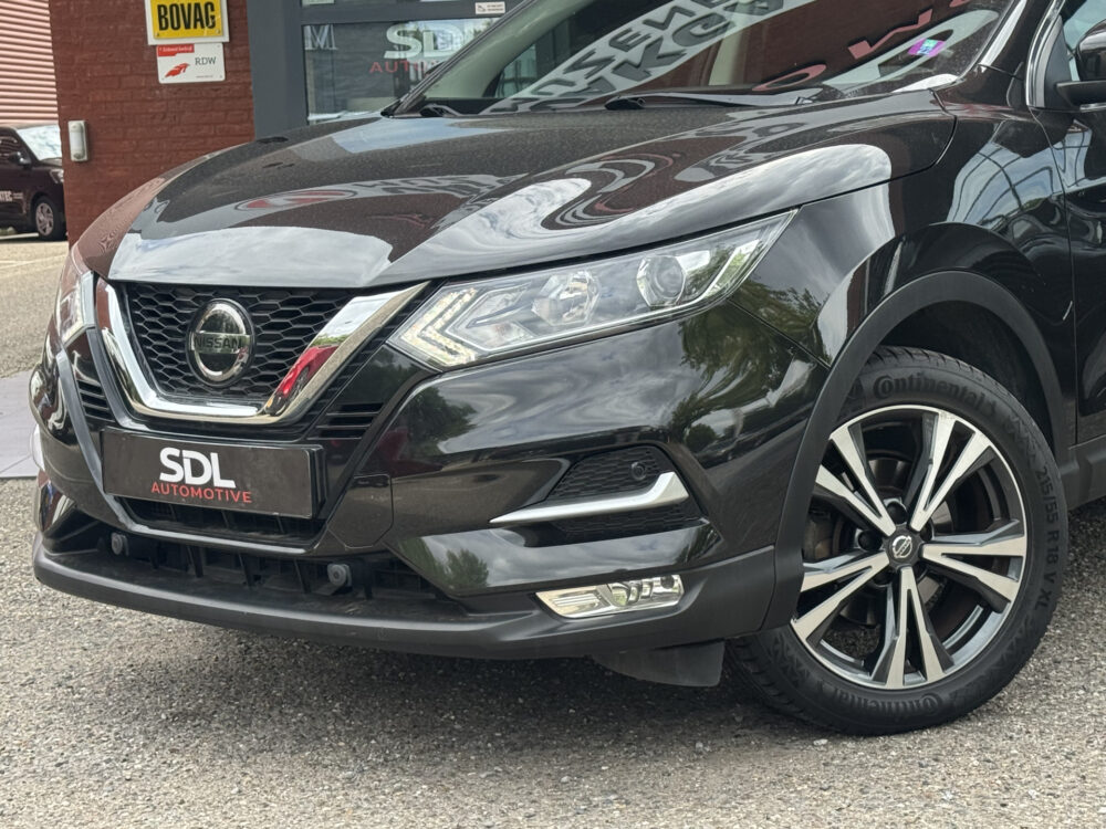 Nissan QASHQAI 1.3 DIG-T N-Connecta 160PK!! // NAVI // CLIMA // CAMERA // CRUISE // PANO DAK // TREKHAAK!! // 6