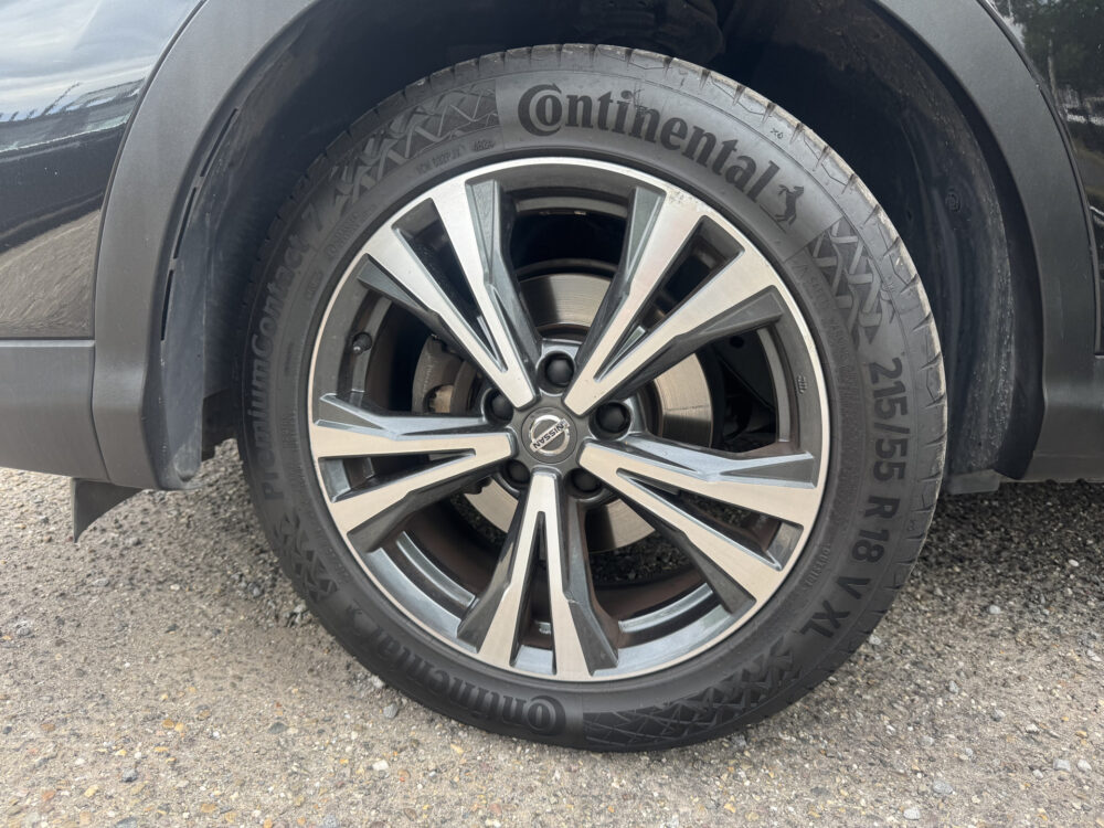 Nissan QASHQAI 1.3 DIG-T N-Connecta 160PK!! // NAVI // CLIMA // CAMERA // CRUISE // PANO DAK // TREKHAAK!! // 7