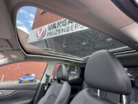 Nissan QASHQAI 1.3 DIG-T Tekna 160PK!! // NAVI // CAMERA // ADAPTIVE CRUISE // PANO DAK // TREKHAAK // 48