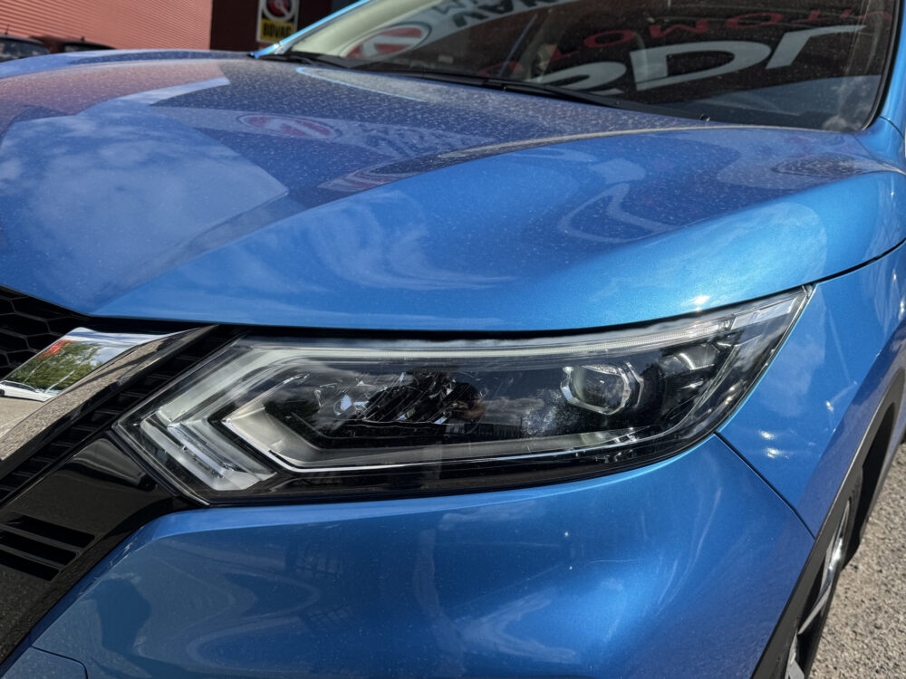 Nissan QASHQAI 1.3 DIG-T Tekna 160PK!! // NAVI // CAMERA // ADAPTIVE CRUISE // PANO DAK // TREKHAAK // 7