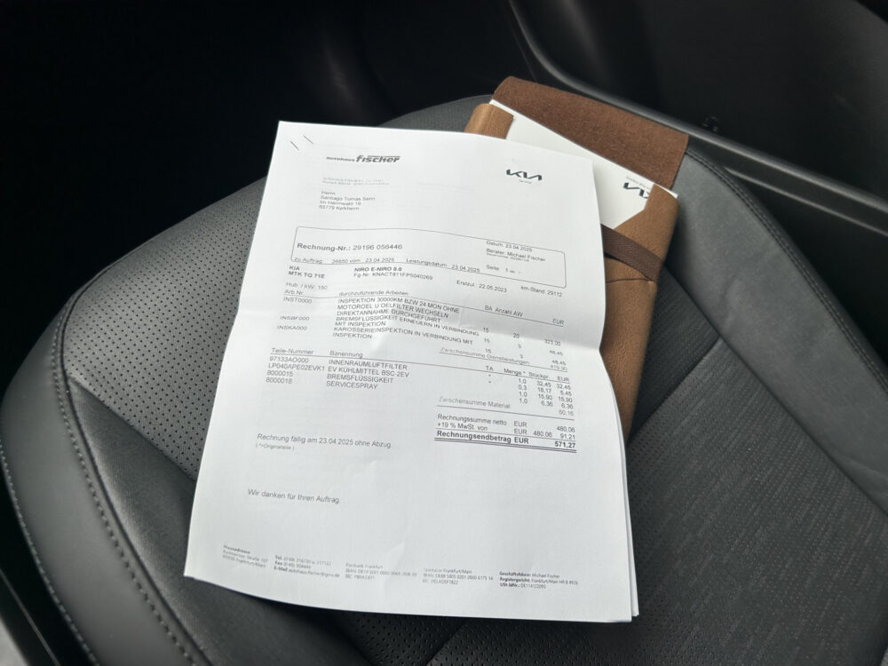 Kia Niro EV Edition Advanced 64.8 kWh 3-fase // ADAPTIVE CRUISE // NAVI + CARPLAY // KEYLESS // ELEK. STOELEN // PDC V+A 14