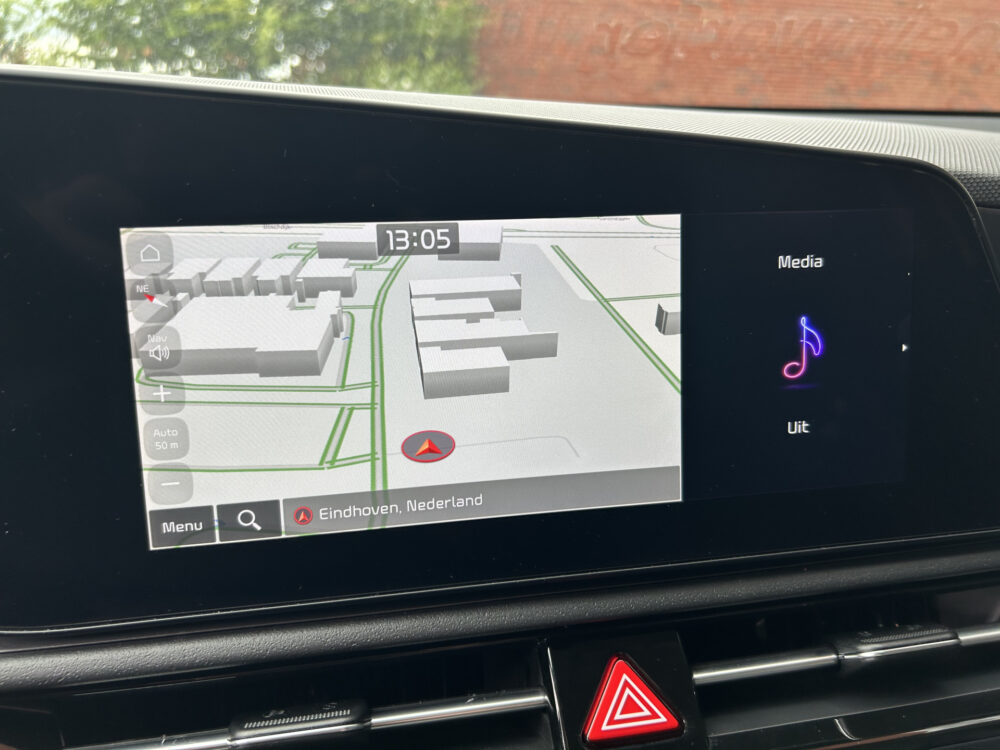 Kia Niro EV Edition Advanced 64.8 kWh 3-fase // ADAPTIVE CRUISE // NAVI + CARPLAY // KEYLESS // ELEK. STOELEN // PDC V+A 16