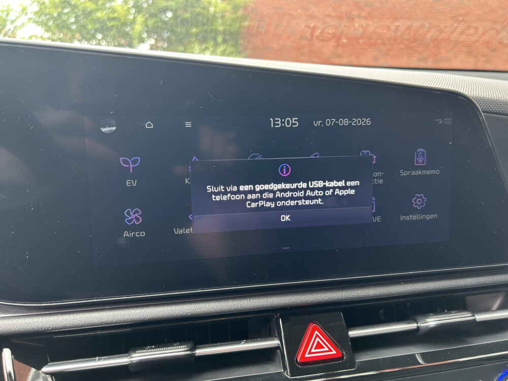 Kia Niro EV Edition Advanced 64.8 kWh 3-fase // ADAPTIVE CRUISE // NAVI + CARPLAY // KEYLESS // ELEK. STOELEN // PDC V+A 18