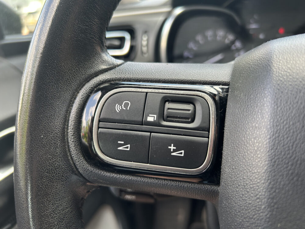 Citroën C3 1.2 PureTech Shine DISTR. RIEM VERVANGEN BIJ 94.000 KM!! // LED // NAVI + CARPLAY // CAMERA // PDC // TREKHAAK!! 9