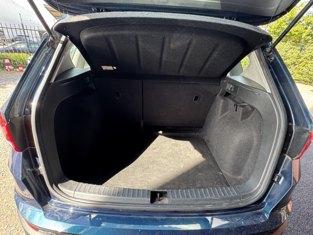 SEAT Ateca 1.0 EcoTSI Reference // NAVI // PDC // CRUISE // TREKHAAK // APPLE CARPLAY - ANDROID AUTO // 28