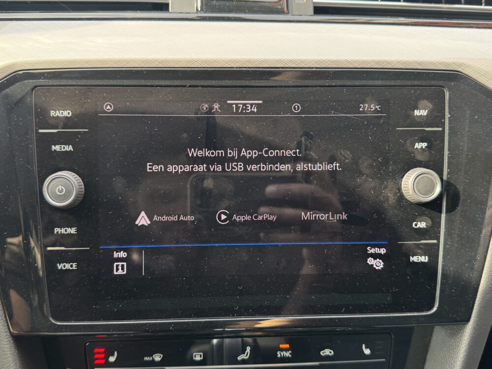 Volkswagen Passat Variant 1.4 TSI PHEV GTE Business // LED // ADAP. CRUISE // NAVI + CARPLAY // CAMERA // PDC V+A // ERGO COMFORT STOEL 18