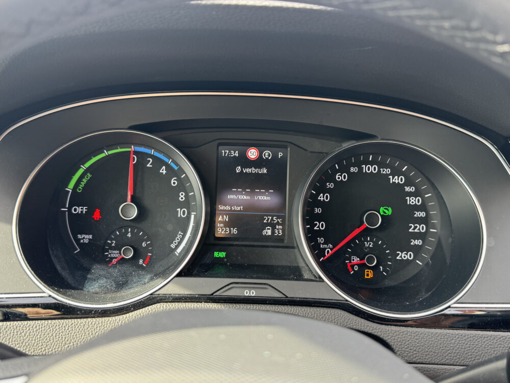 Volkswagen Passat Variant 1.4 TSI PHEV GTE Business // LED // ADAP. CRUISE // NAVI + CARPLAY // CAMERA // PDC V+A // ERGO COMFORT STOEL 22