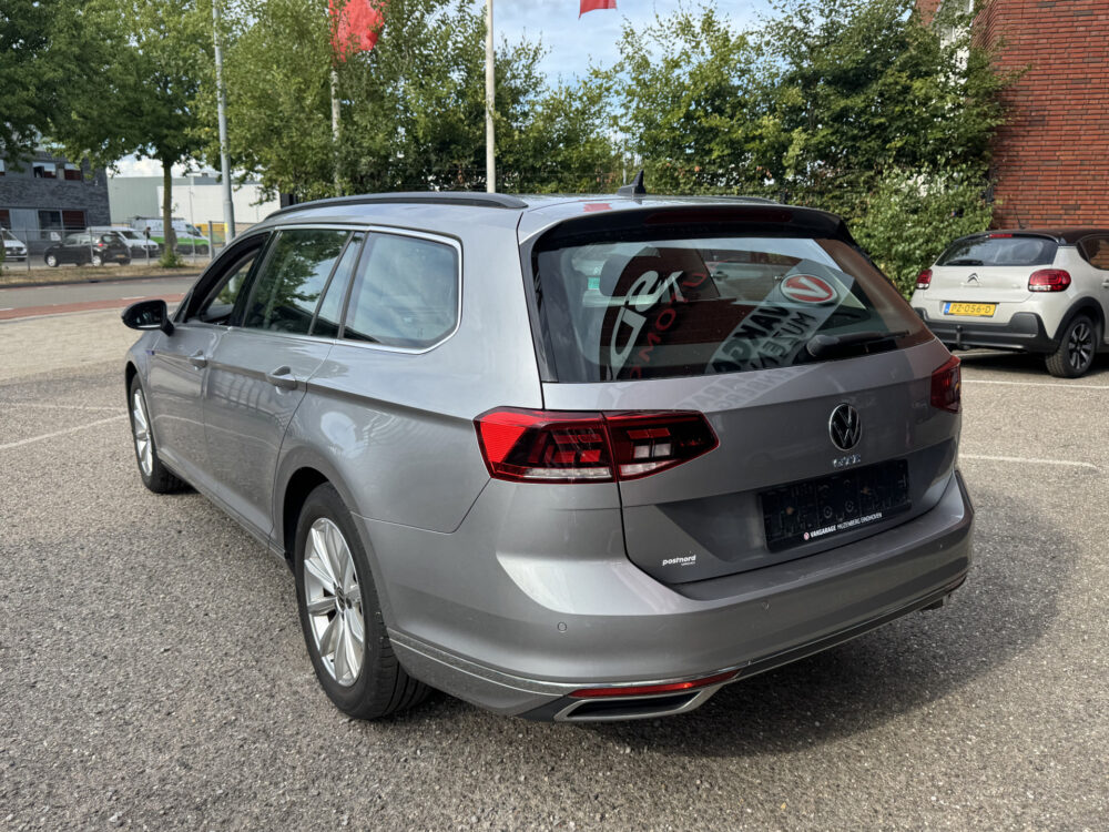 Volkswagen Passat Variant 1.4 TSI PHEV GTE Business // LED // ADAP. CRUISE // NAVI + CARPLAY // CAMERA // PDC V+A // ERGO COMFORT STOEL 3